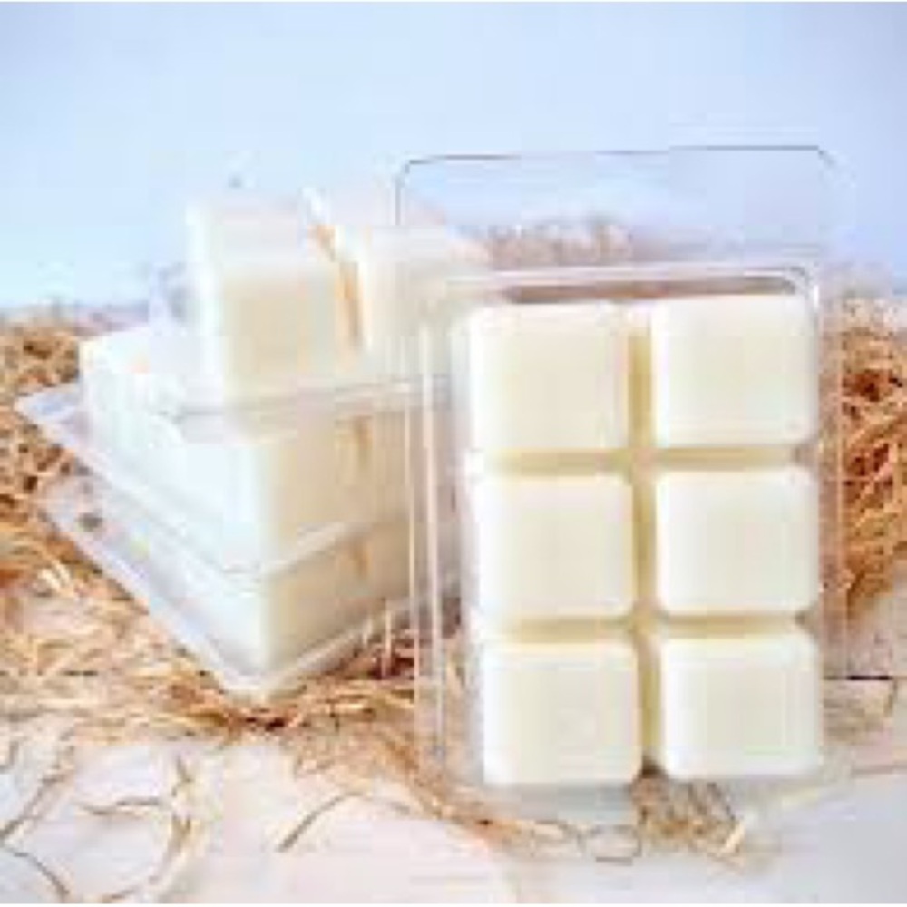 Soy Wax Melts 3 for $20 | Pick Your Scent | Handmade Scented Wax Melts - Picture 2 of 3
